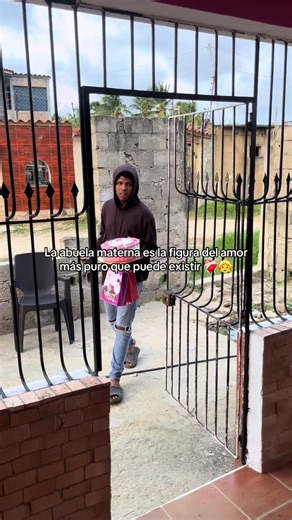 Video de Ever Sánchez (@ever.snchez26) relacionado con “la abuela materna es el amor mas puro”