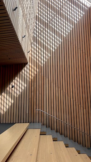 The Audain Art Museum in Whistler, BC by Patkau Architects , a mass timber and steel hybrid building that hides among the trees in one of Canada’s most popular ski destinations. No trees were removed during construction, which guided the form. Taking cues from the design of a piece of lumber itself, it’s a design that celebrates timber in many ways. Engineering: Equilibrium Owner Audain Art Museum Fabrication @BC passive & Whistler Forest Products Photo credit: James Dow / Patkau Architects Feat