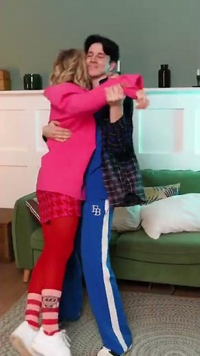 A living doll 🙋🏼‍♀️ #dreamteamhouse