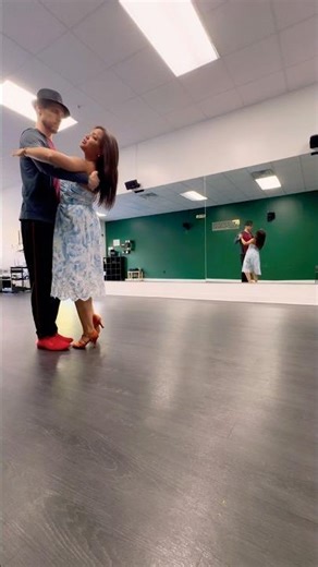 American Ballroom: Tango