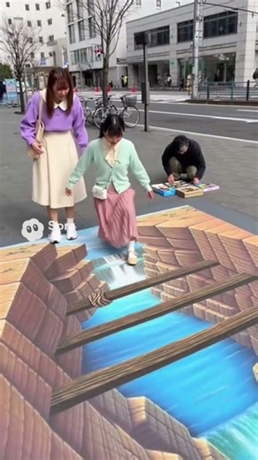 橋の3Dトリックアート #youtubeショート動画 #3dトリックアート #3dストリートアート #面白動画 #ドッキリ