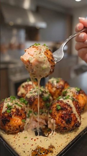 Sweet Chili Salmon Balls with Creamy Garlic Sauce