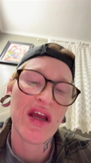 Sarah (@four_eyed_yeti)’s videos with Everything In Its Right Place - SAD