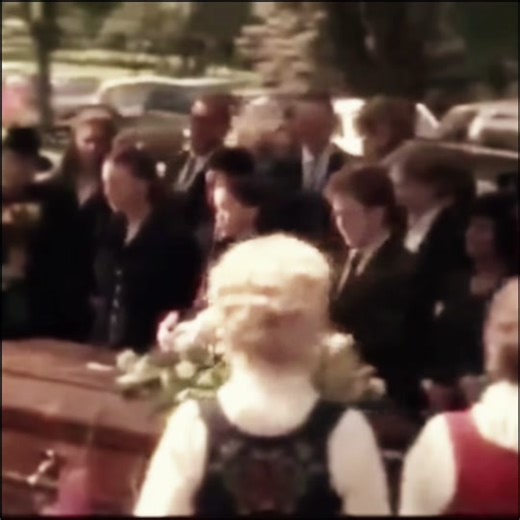 Mighty Ducks Edit: Celebrate Team Spirit!