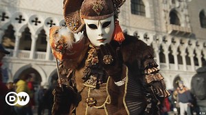 Auf dem Karneval in Venedig