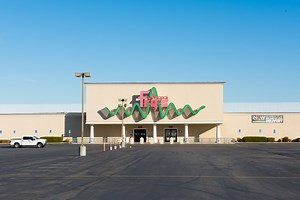 Bay Area chain Fry's Electronics closing all stores permanently