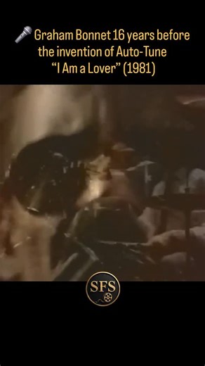 🎤 British powerhouse vocalist Graham Bonnet — “I Am a Lover” (1981) from the Line-Up album. Former frontman of Rainbow, Alcatrazz, and Impellitteri, Bonnet became a rock icon known for his explosive voice and stage presence. 🌟 Big in Japan and still going strong at 77 years old, his vocal range in 2025 remains as powerful as ever. 💥 📸 @grahambonnetofficial #GrahamBonnet #IAmALover #LineUp #ClassicRock #Rainbow #Alcatrazz #Impellitteri #RockLegend #PowerhouseVocalist #80sRock #BritishRock #Vo