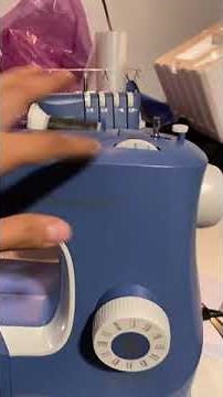 SINGER Making The Cut Sewing Machine with 97 Stitch Applications