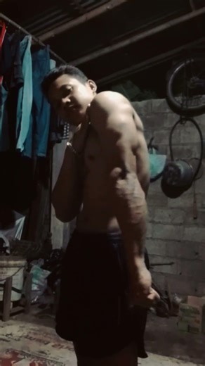 Semangat membentuk otot🔥 #homeworkout #workout