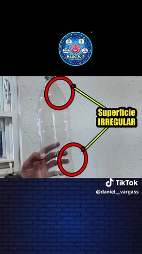 Cómo abrir una puerta con seguro sin llave (botella o tarjeta)
