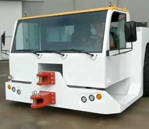 [Hot Item] Aircraft Servicing Ground Movement Tug Tractor Aircraft Towing Maneuvering Vehicles