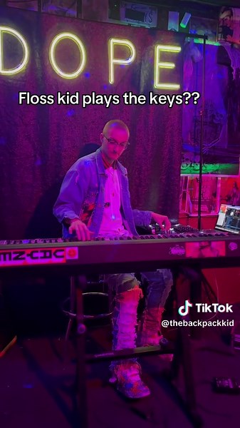 Floss Kid Plays the Keys - A Fun Fusion