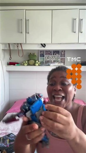 Fan of Transformers? Daughter surprises mom with unusual gift and reaction goes viral #shorts