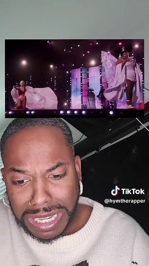 RuPaul's Drag Race: Juicy's Bed Sheet Lip Sync!