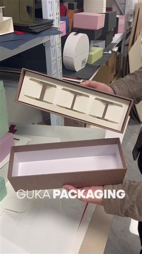 Long Rectangular Rigid Box with Lift-off Lid — featuring a classic lift-off lid design, this box offers a clean, elegant appearance perfect for long, rectangular products. The interior is equipped with a corrugated insert tray with custom slots to securely separate and hold the items in place, ensuring stability during shipping or display. Ideal for premium electronics, jewelry, stationery, cosmetics, and other custom packaging solutions, combining functionality and presentation. #custompackagin