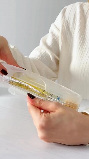 Atomy Toothpaste ရော Atomy Toothbrush ရော (၂) မျိုးလုံး stock ရှိပါတယ်နော် တခါသုံးပြီးတာနဲ့ တခြား brand တွေ မသုံးချင်တော့တာ Atomy ရဲ့ High Quality ကြောင့်ပါ မယုံသေးသူများ ဝယ်သုံးကြည့်ပါ 🧡🧡🧡 #atomytoothpaste #atomytoothbrush | Atomy Myanmar