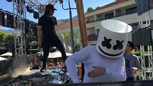 332K views · 2.2K reactions | Peace love and cool dance moves @skrillex | marshmello | Facebook