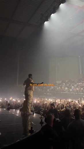 L’une des plus belle plumes de tayc, mesdames et monsieurs PROMIS JURÉ 🥀 #tayc #promisjuré #acoustic #fyp #pourtoi #live