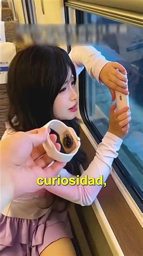 POR ESTO LO PEGA AL VIDRIO!