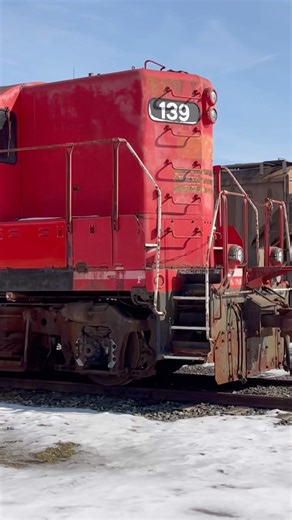 EMD GP9 Locomotive #emdtrain #locomotive #railfan #train