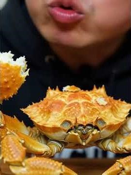 eating Fried soft-shell crab (super crunchy whole crab) #asmrcommunity #food