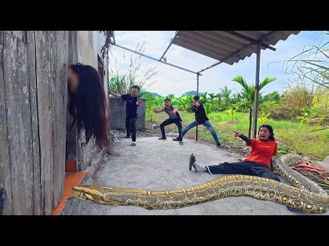 3 Brave Hunters Rescue Ethnic Girl Attacked by Giant Python in Abandoned House