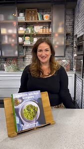 Get to know New York Times bestselling author, Deb Perelman of smitten kitchen! Check out her latest cookbook, Smitten Kitchen Keepers: New Classics for Your Forever Files. ❤️👩‍🍳 | The Marilyn Denis Show on CTV
