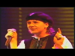 SIMPLE MINDS - Book Of Brilliant Things LIVE Ahoy 1985