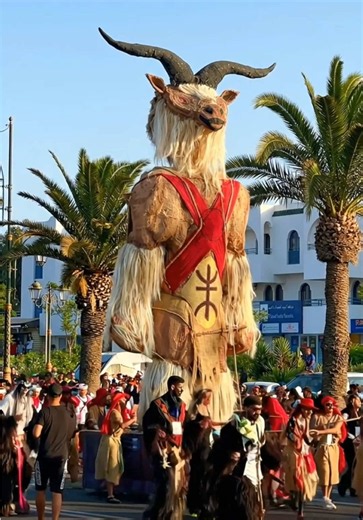 Skin Walkers of Morocco #Boujloud #MoroccanCulture #AncientRituals #MoroccoHistory #storytime This video is created for informational and storytelling purposes only. All characters and events may be fictional. Viewer discretion is advised