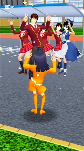 chicken wing chicken wing#sakuraschoolsimulator #dance#shortsfeed #funny 🤣😝😜