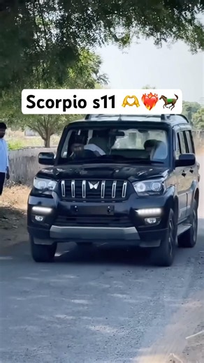 Mahindra Black Scorpio classic s11 🫶🐎 #mahindrascorpioclassic #automobile #shorts