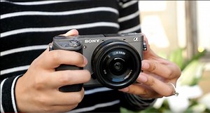 154K views · 47 reactions | What’s the best camera for a new photographer? With plenty of great options available in market, Shawn, our Camera expert at digiDIRECT.com.au explores affordability, quality and performance for the aspiring artist. | digiDirect | Facebook