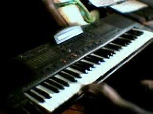 Kris Nicholson Shows Off His Technics sx-KN-1000 Keyboard.MPG