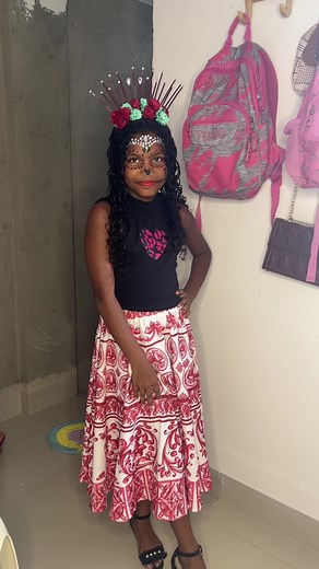 Create a Stunning Decorative Headpiece at Home