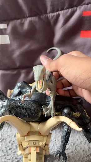 Blue kills the indoraptor 🦖💥 #jurassicworldfallenkingdom #dinosaurtoys #fypシ゚viral