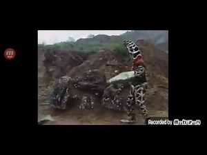 Alien Godola Vs Alien Icarus