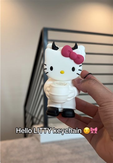 The perfect keychain 🥹🎀 #hellokitty #accessories #keychain #hellokittylover