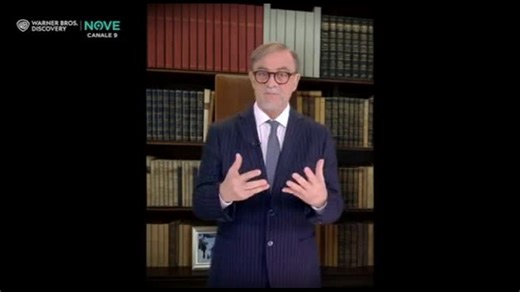 Crozza imita La Russa: caso Pucci a Sanremo? Non ho di meglio da fare - La Voce d'Italia