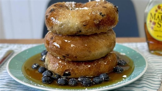 New restaurant: Bagel shop coming soon has blueberry pancake bagels, cannoli cream cheese