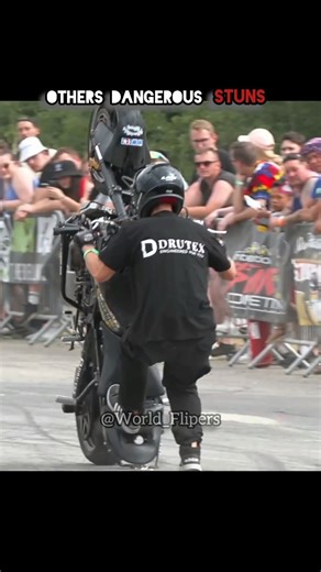 Best craziest stunts in the world 💀 #USA #Stunts #Crazy #Viral #Extreme #Trending