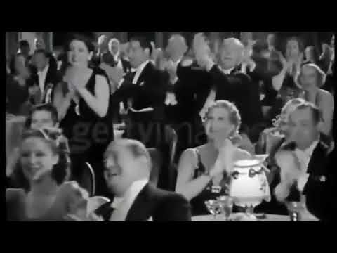 Crowd Clapping (Meme Template) No Copyright