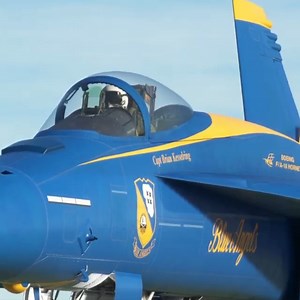 This F-18 takeoff was crazy! | GameboyRed