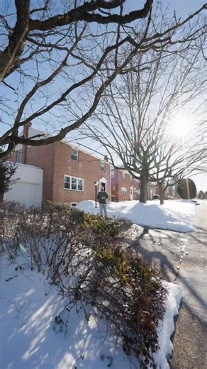 Chris Wharton 🏠 Delco Realtor®️ on Instagram: "The 3-minute radius matters. But today? It’s too cold to explain it outside. So we’re taking the tour inside… 📍 Glenolden"