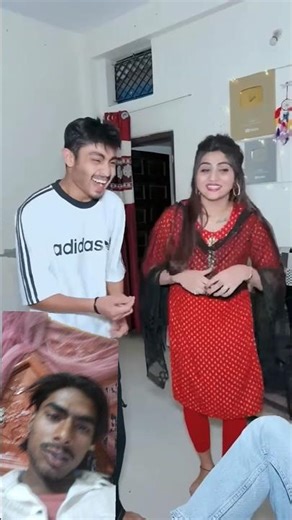 Introducing the "VitaWear SmartBand," a next-generation wearable gadget🎉 that