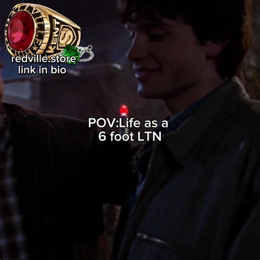 Red Kryptonite Rings: Smallville Exclusive