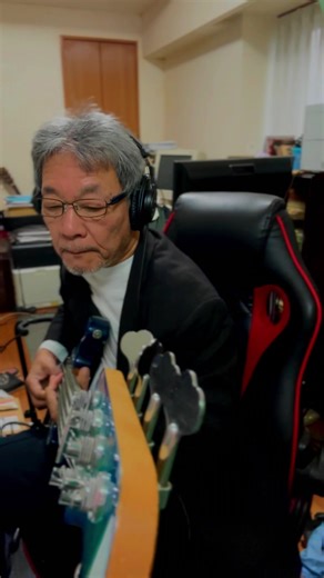 Jamiroquai - Space Cowboy Arranged Bass Cover AI-created Space Cowboy using my face 🤩 AIに自分の顔写真を渡してSpace Cowboyの画像を作って貰った 大竹まことになってしまったという。。😓 @bacchusguitars: Bacchus WOODLINE 517 (Blue-Burst/Ebony/MH) Strings DR / HI-BEAMS 5-Strings(40 60 80 100 120) ZOOM MS-60B MultiStomp Bass Pedal Audio Interface: ZOOM UAC-232 USB Audio Converter #basscover #bassplayer #groove #jamiroquai #spacecowboy