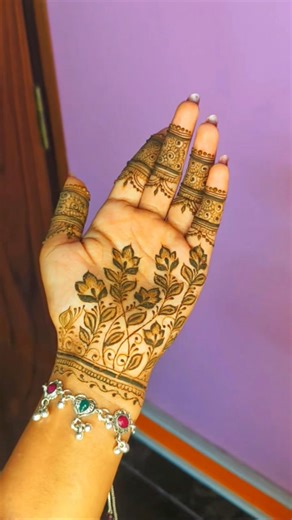 “Wait For It… Simple Mehndi Turns Into Full Hand Magic 😍✨Mehndi Transformation, Easy Mehndi #Shorts”