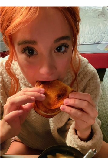 #mukbang #asmr #eatingsounds #foodasmr #maya