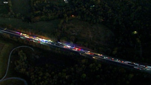 8 dead after 6-vehicle crash in Georgia