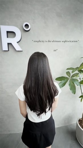 📌 smoothing digital perm is a perming technique that combine ⤵️ (1) volume rebonding for the top portion of the hair (2) digital perm ( c or s curls ) for the bottom part of the hair === === === simplicity is the ultimate sophistication. / air° | AIR Salon Singapore